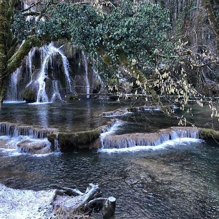 Gite De La Cascade Les Planches-pres-Arbois Екстер'єр фото